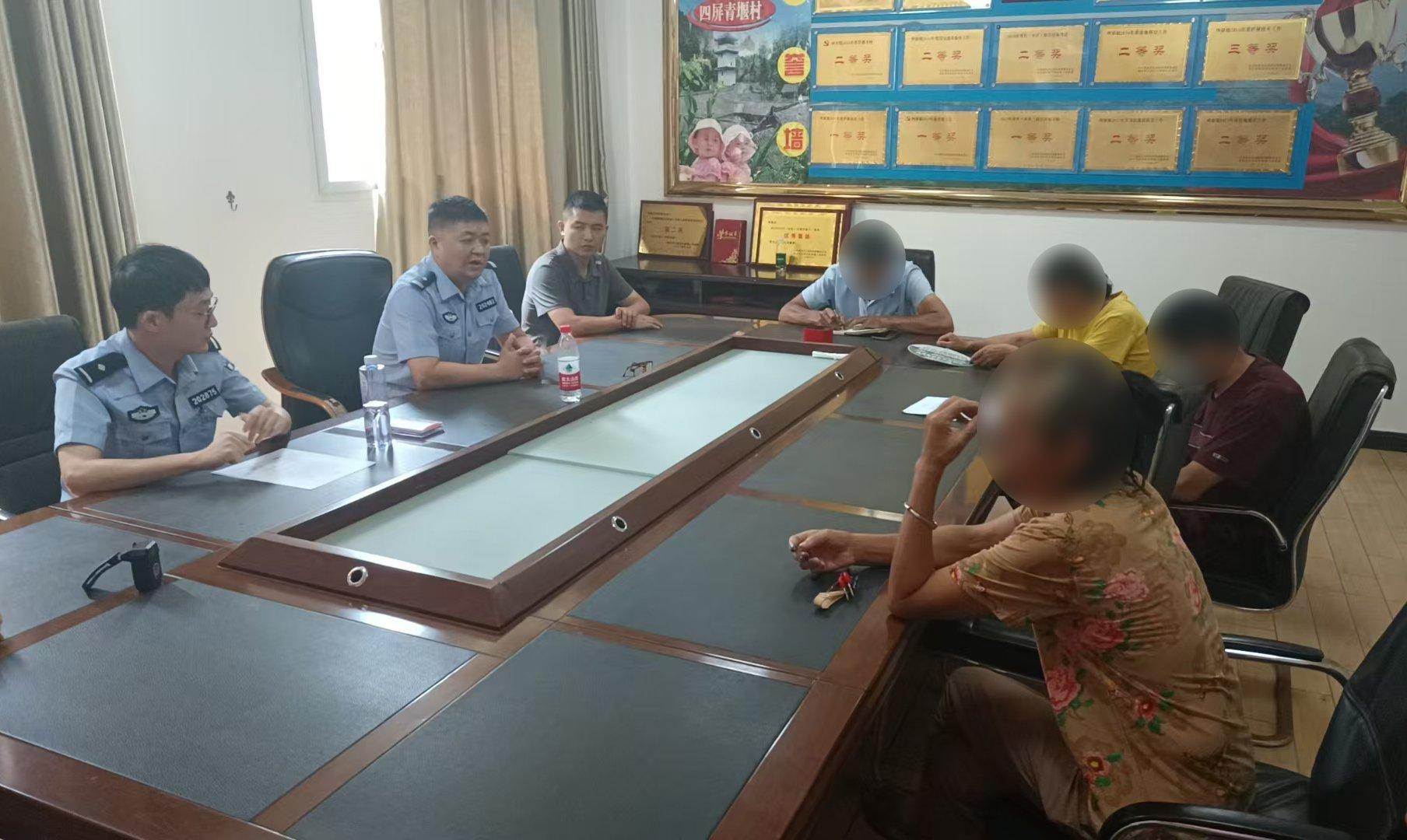 重慶江津民警成功化解一起土地糾紛