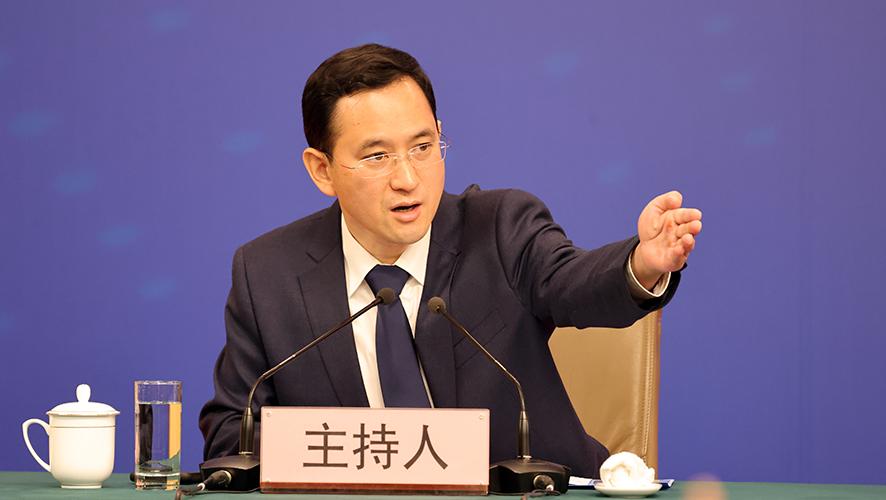 外交主題記者會主持人